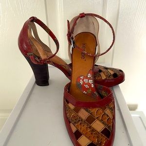 KENZIE SZ 6.5 Block heels w/ankle strap